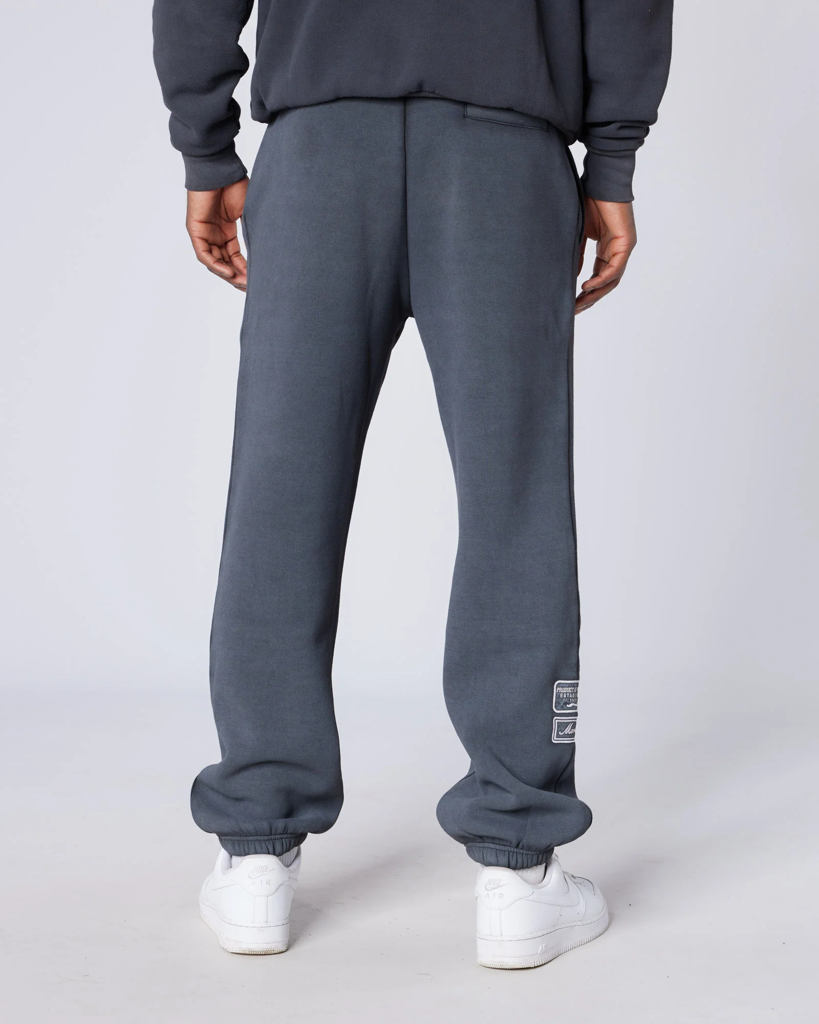 Washed Badge Joggers Black - Image 5