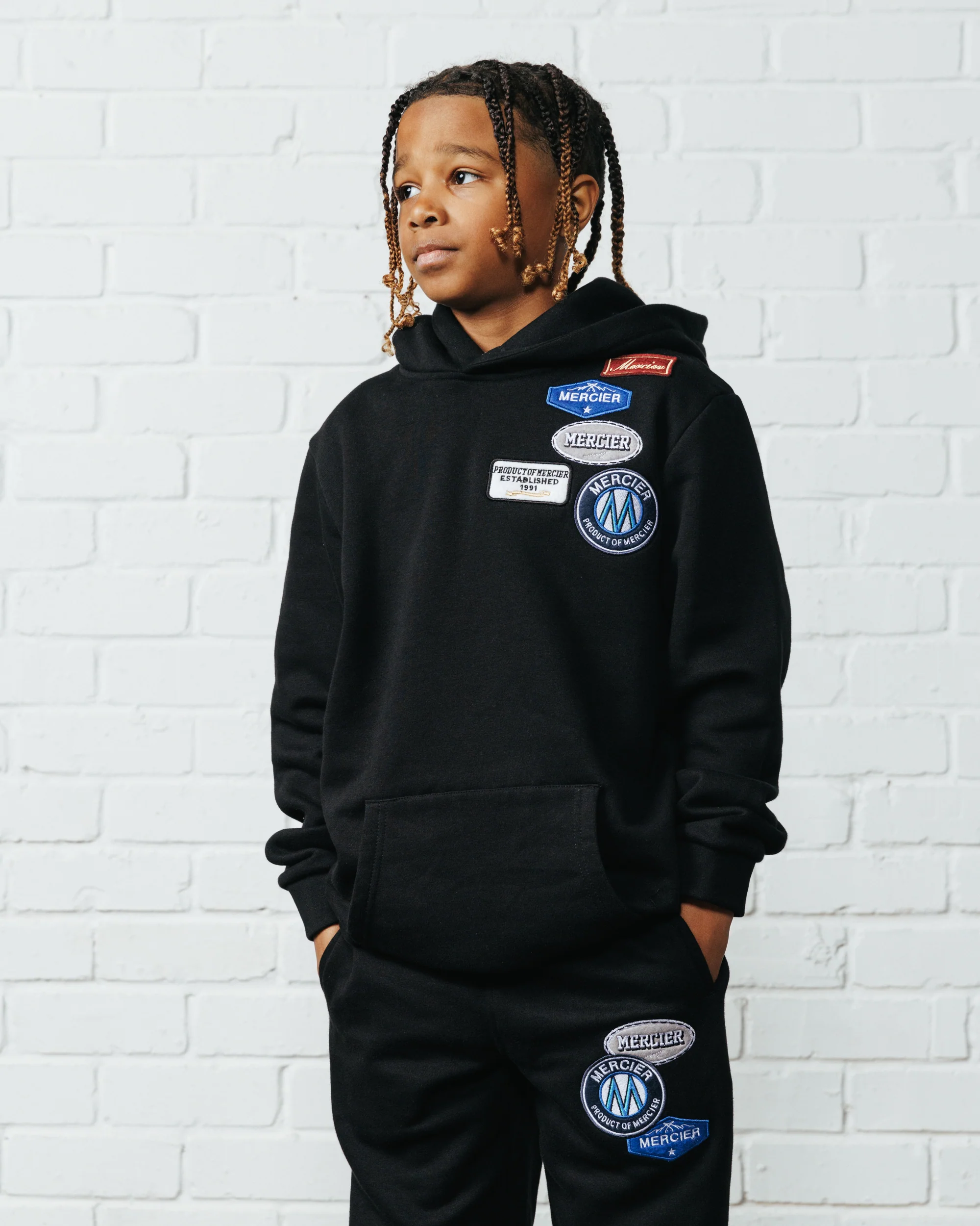 Junior OG Badge Hoodie Black - Image 6
