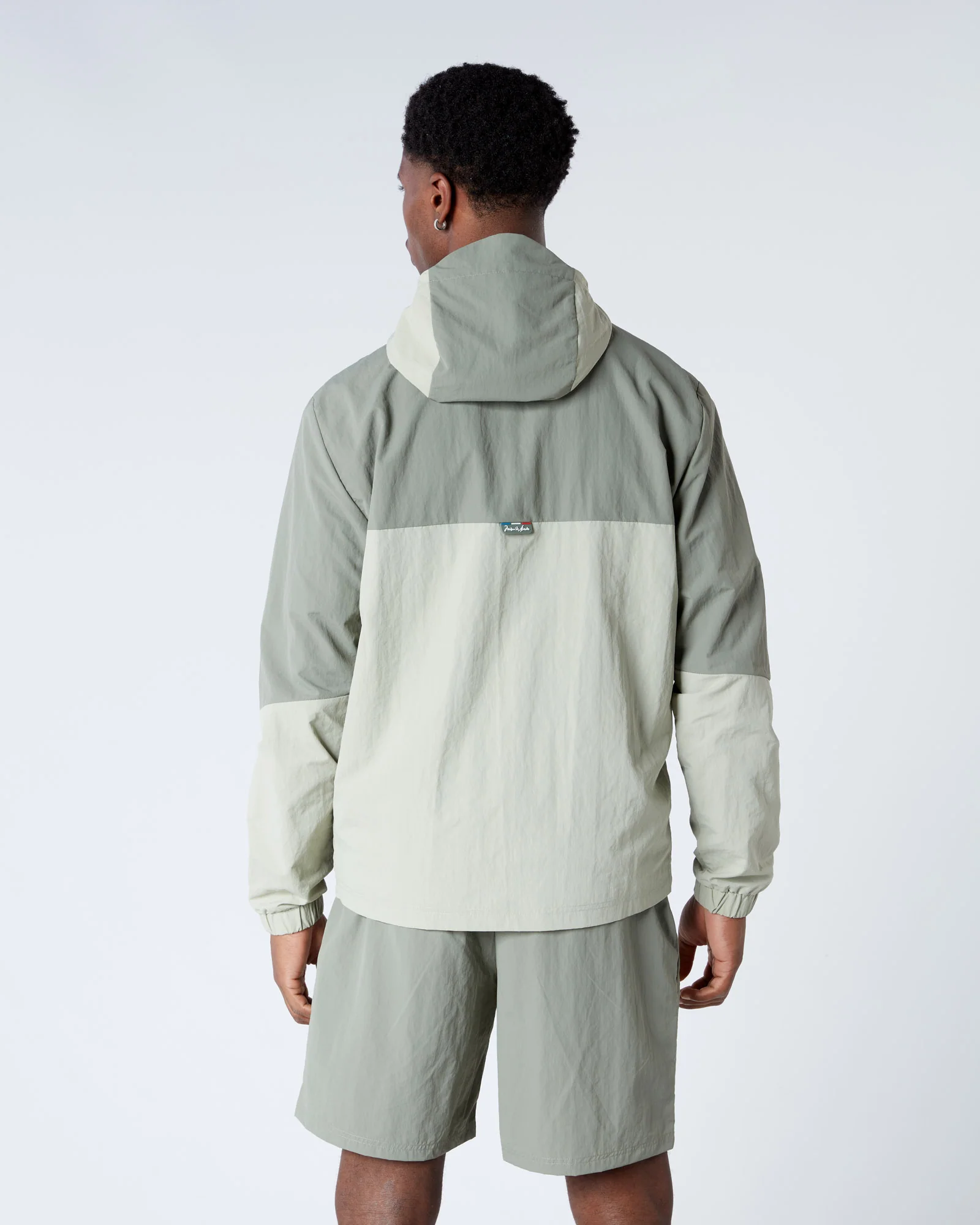 Angle Badge Shorts Sage - Image 4