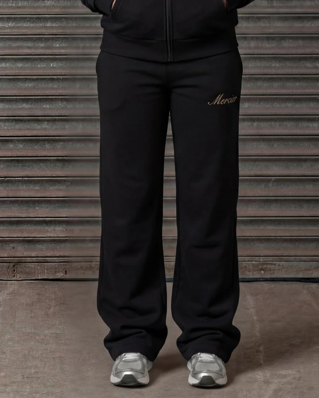 Women's Authenticity Jogger Black Gold - Image 3